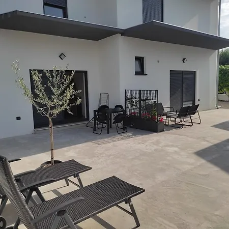 Appartement App Monika Brtonigla