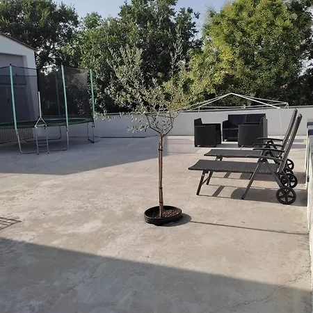 App Monika Apartment *